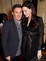 Dave Gardner Is Engaged to American Actress, Liv Tyler in 2014