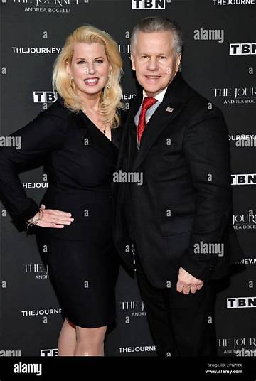 Is Rita Cosby Married? Her Bio, Age, Husband. Book and Net Worth