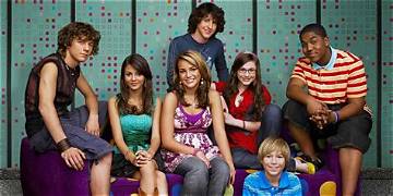 Zoey 101 Cast: a Comprehensive Guide to the Stars of the Beloved Show